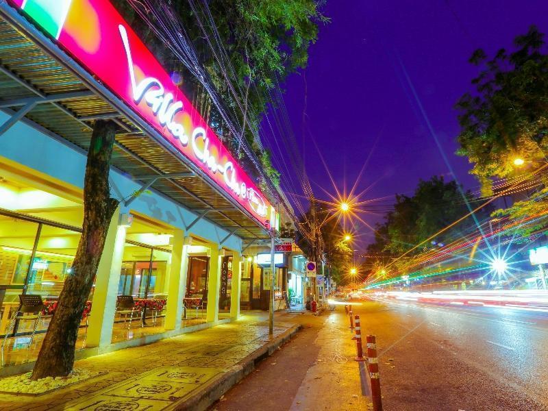 Villa Cha-Cha Phraathit Bangkok Exterior foto